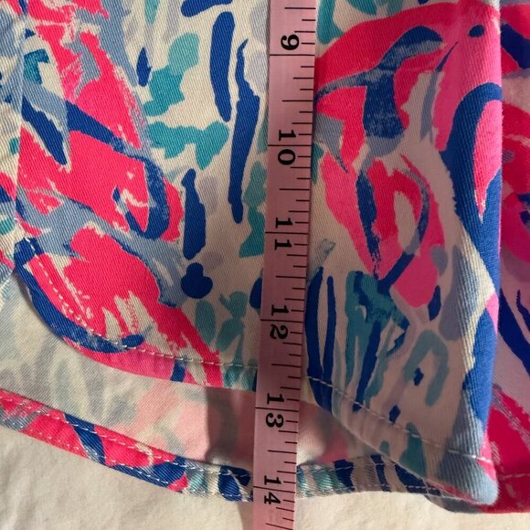 Lilly Pulitzer Hazelle Stretch Shorts 8 Cosmic Coral Cracked Up EUC - Picture 11 of 14